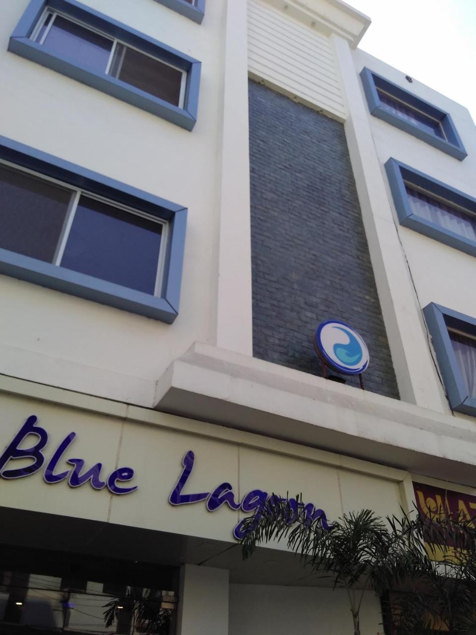 Hotel Blue Lagoon Haridwār Esterno foto